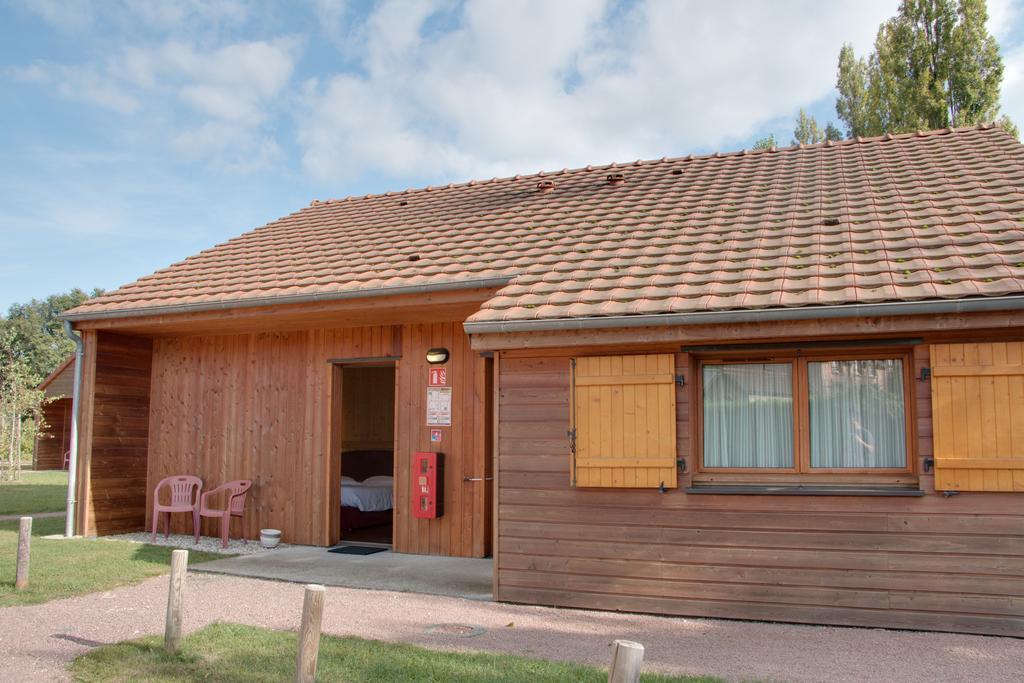 Le Chalet De La Foret Hotel 3 Etoiles Et Restaurant Vierzon Room photo